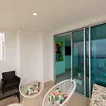 Espectacular apt en el piso 29 en Palmetto Beach